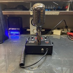 DELTA M2 AMPLIFIED DYNAMIC BASE MICROPHONE STANDARD 4 PIN