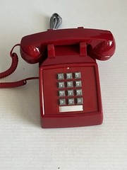 Cortelco Red Analog Desk Telephone 250047-VBA-20M Retro Push Button Volume
