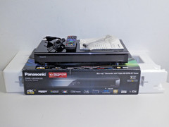 Panasonic DMR-UBS90 UHD 4K Blu-ray Recorder / 2TB HDD, original packaging,…