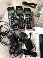 AT&T BL102-3 DECT 6.0 3-Handset Cordless Phone, Caller ID, Answer Machine