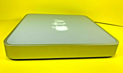 Apple TV Model No: A1218 100-240V 50-60 Hz ~ Untested