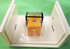 GENUINE AUDIO TECHNICA AT 105 STYLUS IN ORIGINAL CONTAINER FROM JAPAN NOT CHINA