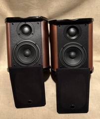 HiVi Swans Swan M-50W Bookshelf Left & Right Speaker Pair TESTED Loud Sounds
