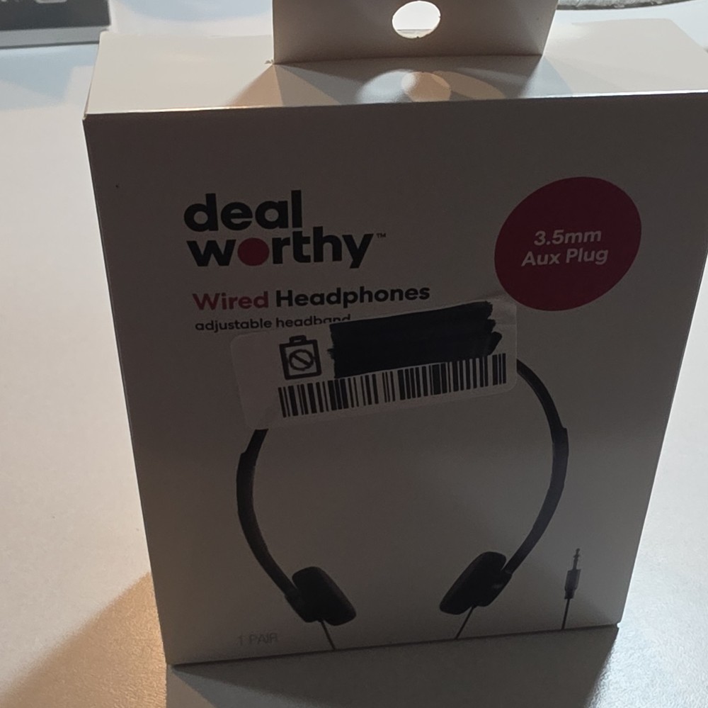 Deal Worthy Wired Headphones On-Ear Ear-Pad, Adjustable Headband, 3.5mm Black