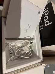 Apple iPod 3rd Generation 15GB w/ Original Box