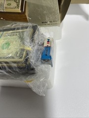 Vintage Lucite $500 1974 US One Dollar Bills Paperweight AM Radio Retro New