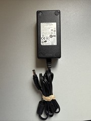 LOT OF 7 STRONTRONICS SWITCHING ADAPTER DSA-20D-05 1 5V 2.5A