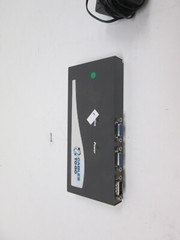 Cables ToGo 29550 2-Port UXGA Monitor Video Splitter Extender