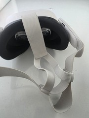 Meta – Quest 3S 128GB | Virtual Reality Headset Without Wires