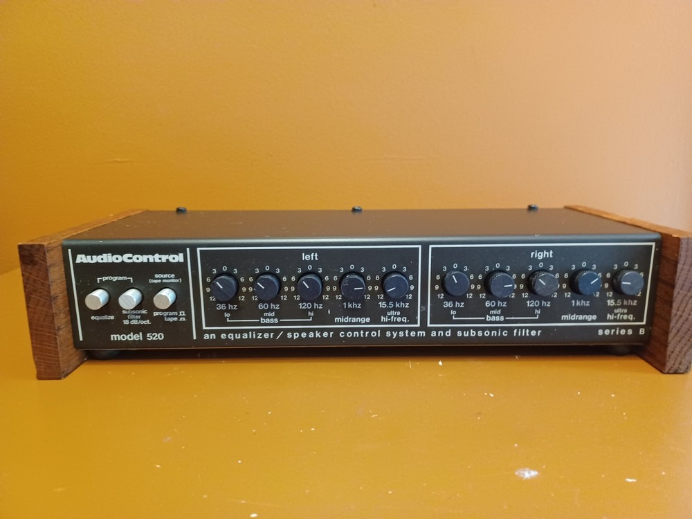 Vintage Audio Control 520 Series B Stereo Equalizer System Subsonic Filter