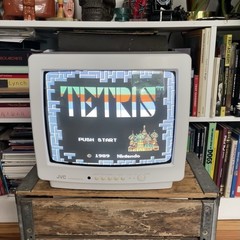 JVC Mastercommand C-13WL513” CRT VTG Retro Gaming Television White & Yellow 1994