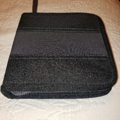 IKEA CD/DVD Case Black Holder Wallet Portfolio Zip Around 1999 Made In Vietnam