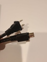 Video/Audio RF Modulator Model 6203 With Cords