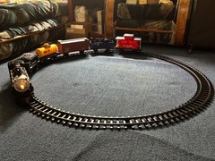 PRE-OWNED 2050 BLACK TRAIN WITH CONTROL REMOTE
