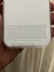 New Sealed iPod Touch 4th Gen 32GB 64GB Black White Free Shipping NEW BATTERY
