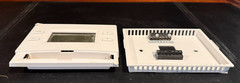 Crestron infiNET EX Thermostat No Door – CHV-TSTATEX-W-T – White Textured – 7770
