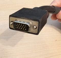 1 foot HD15 VGA Male to 5-BNC RGBHV Female connector cable