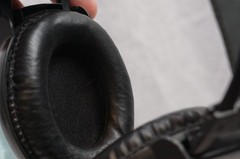 AKG HP40 Studio Monitoring Headphones Black Adjustable