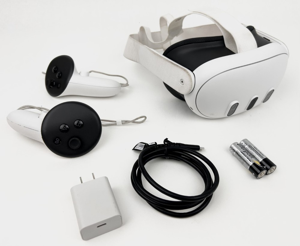 Oculus Quest 3 VR Headset 128GB – used