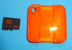 SanDisk SlotRadio MicroSD Card with Billboard 1000 Songs of the 80’s & 90s