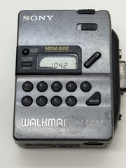Sony Dolby WM-FX43 Auto Reverse AM/FM Walkman Radio w/Alarm * Radio-Yes/Tape No
