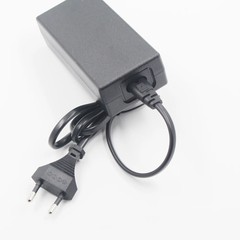 32V 2A 2.5A 3A 3.5A 4A 4.5A 5A Universal 110V 220V AC to DC Power Adapter Supply
