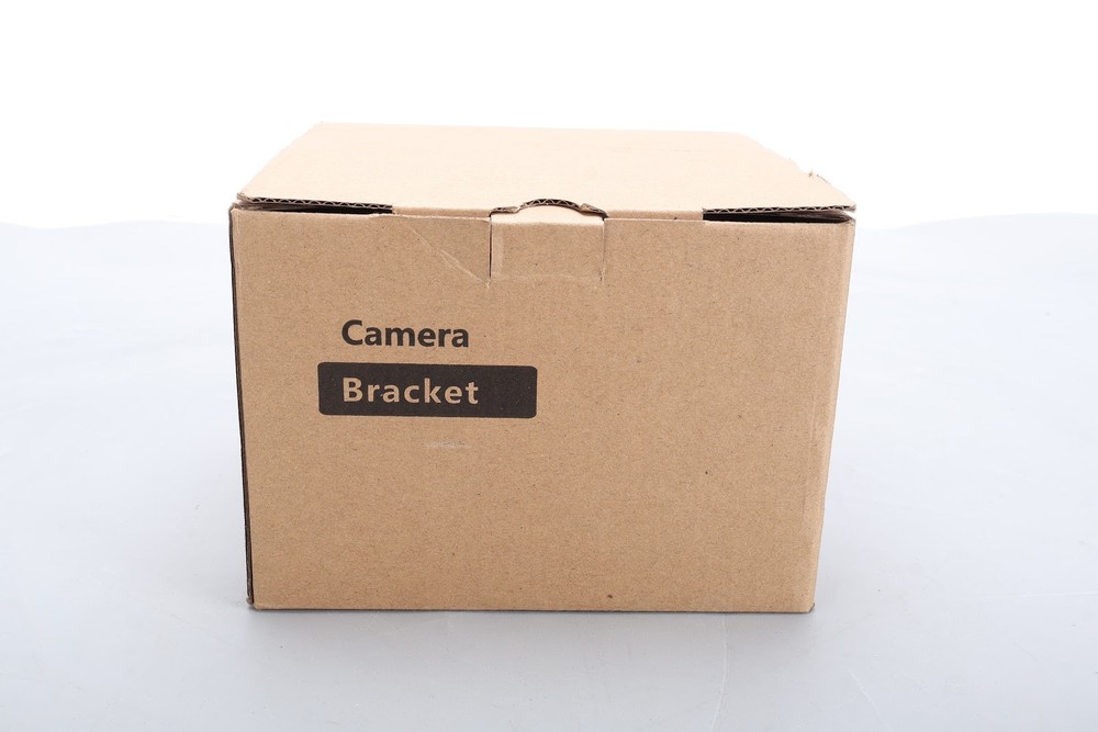 Luma LUM-A20-WMB-FEMPTZ-W X20 WP Fisheye & 3IN Mini PTZ Wall Mount Bracket White