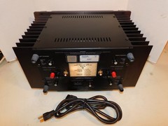 Threshold S/300 Stereo Power Amplifier Nelson Pass Stasis Designed