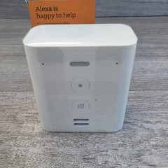 White Amazon Echo Flex Plug In C77A68 Alexa Voice Control Speaker Ships Fast!