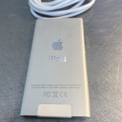 Apple iPod nano 7th Gen Silver (16gb . New Battery installed. Very Nice