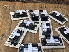 Lutron At-Nb-None Q26SM 6 Button +L/R Keypad Lot Of 10 Units