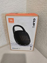 JBL Clip 5 – Portable, Waterproof & Dustproof Bluetooth Speaker NEW
