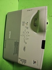 Epson PowerLite 400W 720p HD WXGA 3 LCD Projector various hours