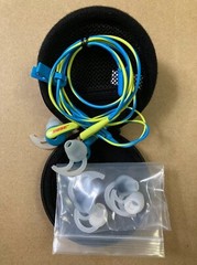 Bose SoundSport In-Ear Headsets Earphones 3.5mm Jack Wired Blue Color
