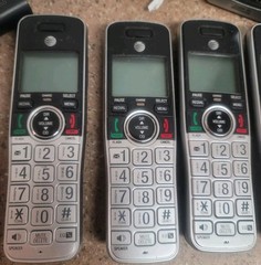 AT&T CL82414 – 4-Handset Cordless Phone Landline Answering Machine Home System