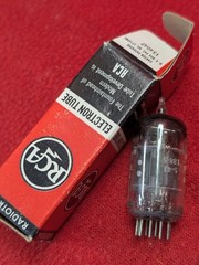 1 RCA 7AU7 Vacuum Tube. Manufactured in U.S.A. New Old Stock, Tested and Good