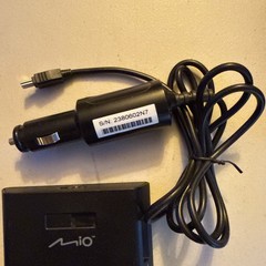 Mio Moov 200 GPS United States Portable GPS Navigation With Spoken Streets/Used