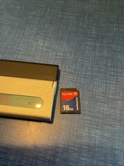 RARE Vintage Toshiba SD Personal Mobile Audio Player MEA110 16mb Memory Card HTF