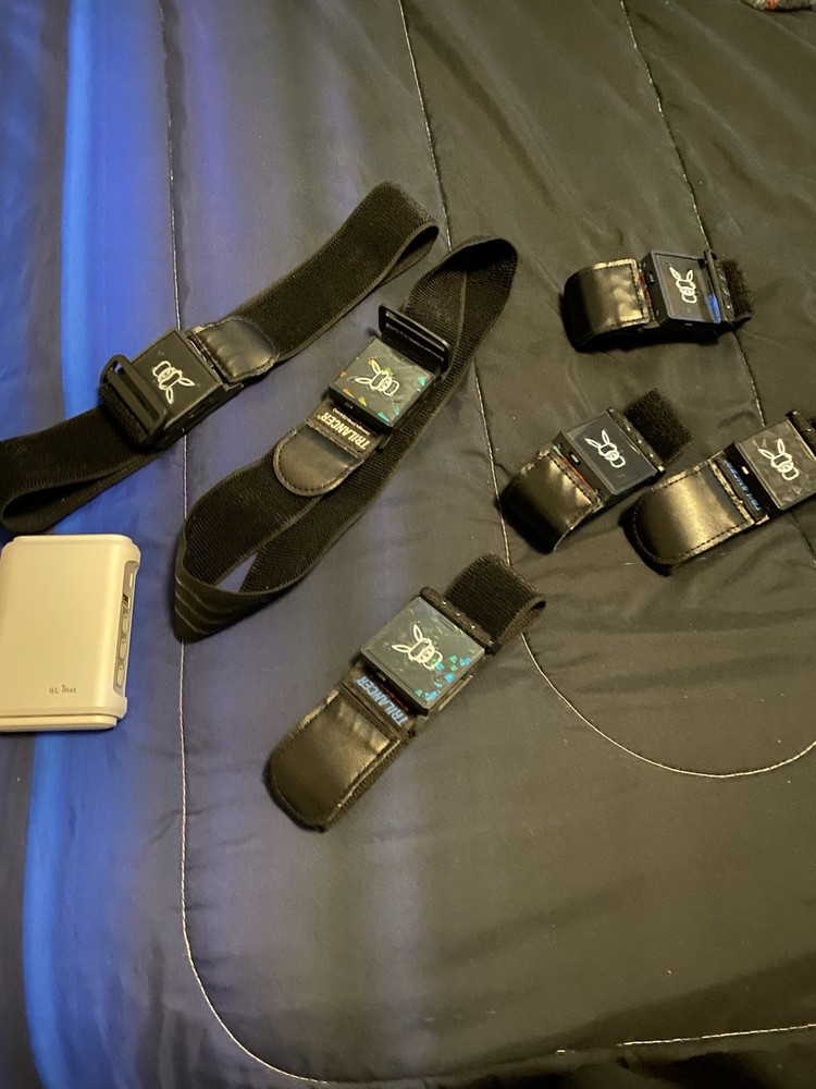 SlimeVR Full-Body Trackers Six Set Comes With Router