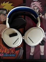 SteelSeries Over-Ear Headphones White Blue Black Headband Double Earpieces