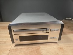 Yamaha Natural Sound Stereo CD Player CDX-E100 – Working Tested!!