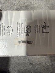 TomTom ONE XL GPS Navigator Bundle w/ Car Charger Tested And Original Box