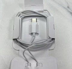 White USB-C Wired Earbuds with Built-In Mic Double Earpieces for IP 15 – 17