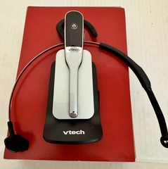 VTech IS6100 Silver/Black Clip Headset Dect 6.0 Technology New in Open Box