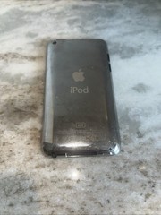 Apple iPod Touch 4th Gen 8GB White A1367 MD057LL/A iOS 6.1.6 Tested Works Read