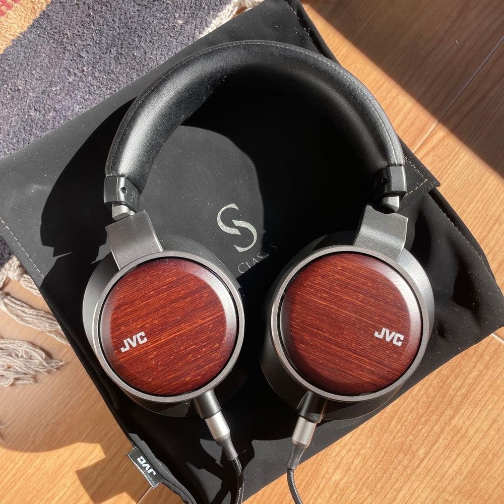 JVC HA-SW01 Hi-res Over-ear Headphones Wood Grain Leather Pads Wired Brown