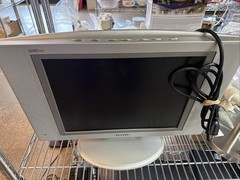 Samsung 14.75″ TV Model LTN1535 S – TV/Monitor – w/ CORD – NO REMOTE Works Well