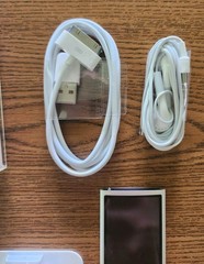 Apple iPod Nano 4th Generation 8GB – Silver- Retro iPod Tested and Working