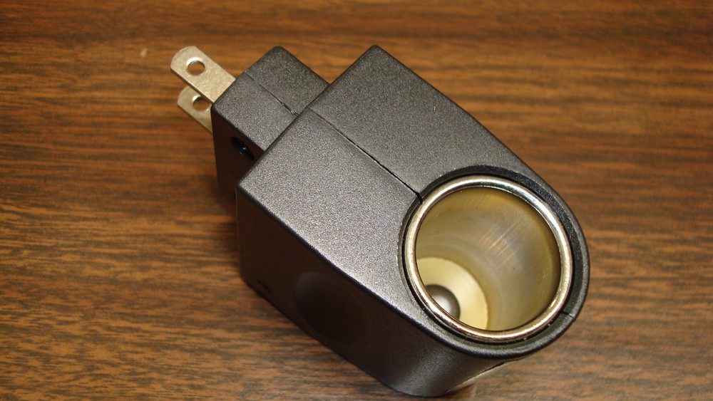120V AC a 12V DC Car Outlet convertidor adaptador 500mAh Universal cargador