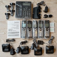 Panasonic KX-TG985SK HD Link2Cell Cordless Telephone w/ 5 Handsets Bluetooth